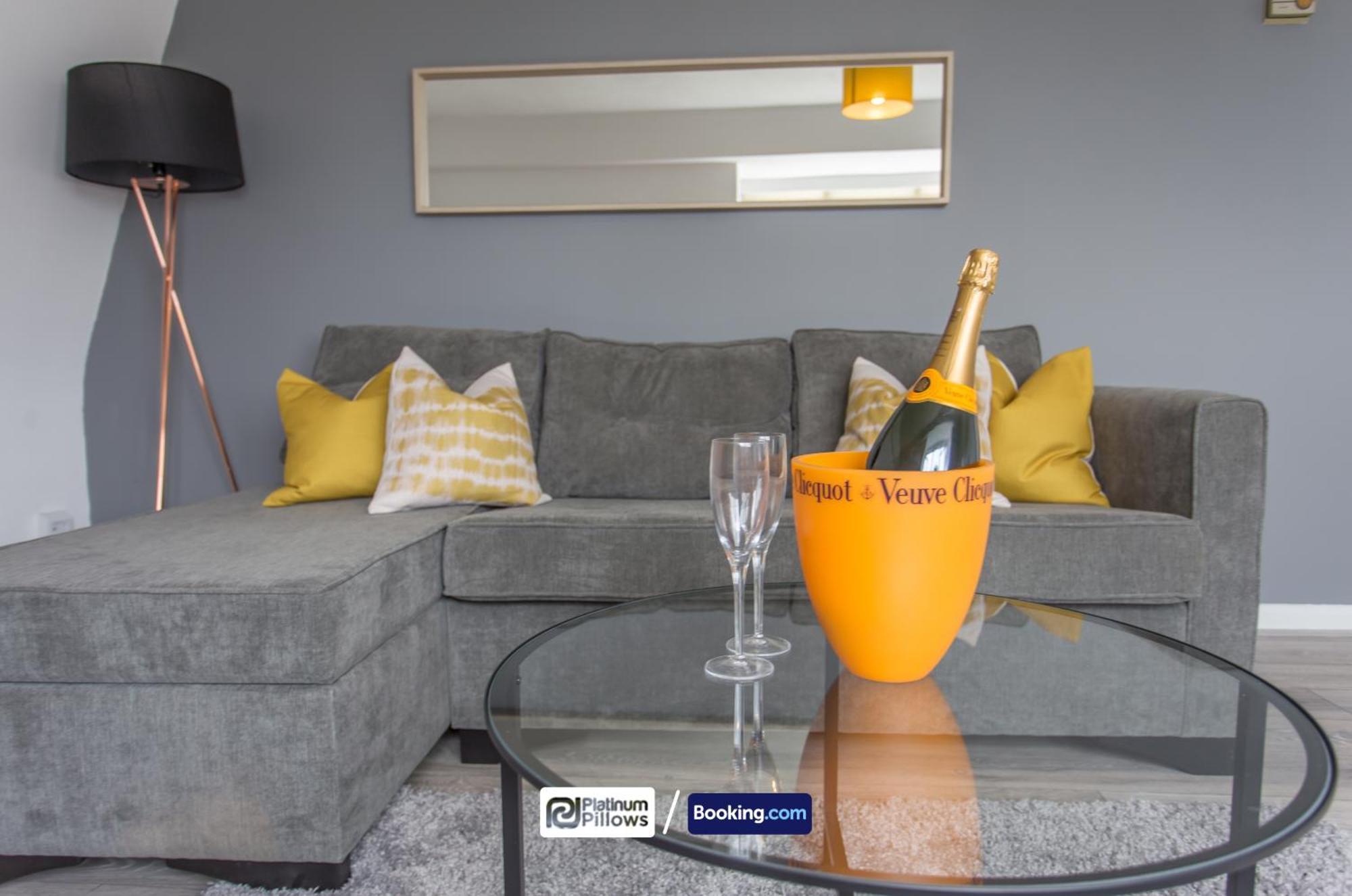 Oxford Apt Near Jr Hospital & Universities, Great Weekly & Long Stay Offers Dış mekan fotoğraf